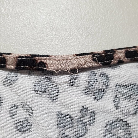 Torrid Super Soft Knit Leopard Swing Cami V-Neck Top Size 3 - Picture 4 of 6